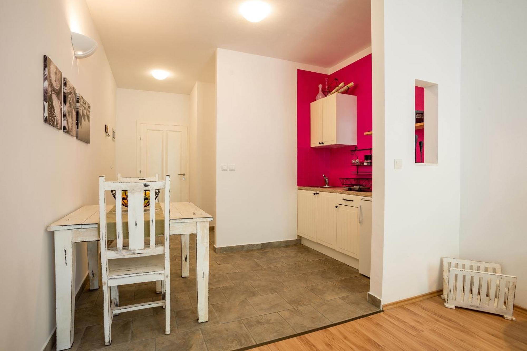 Zlatni Bol Apartments Habitación foto